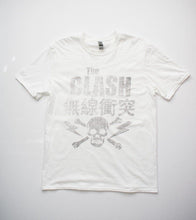 Load image into Gallery viewer, The Clash Skull & Crossbones White T-shirt - StitchStreet.com